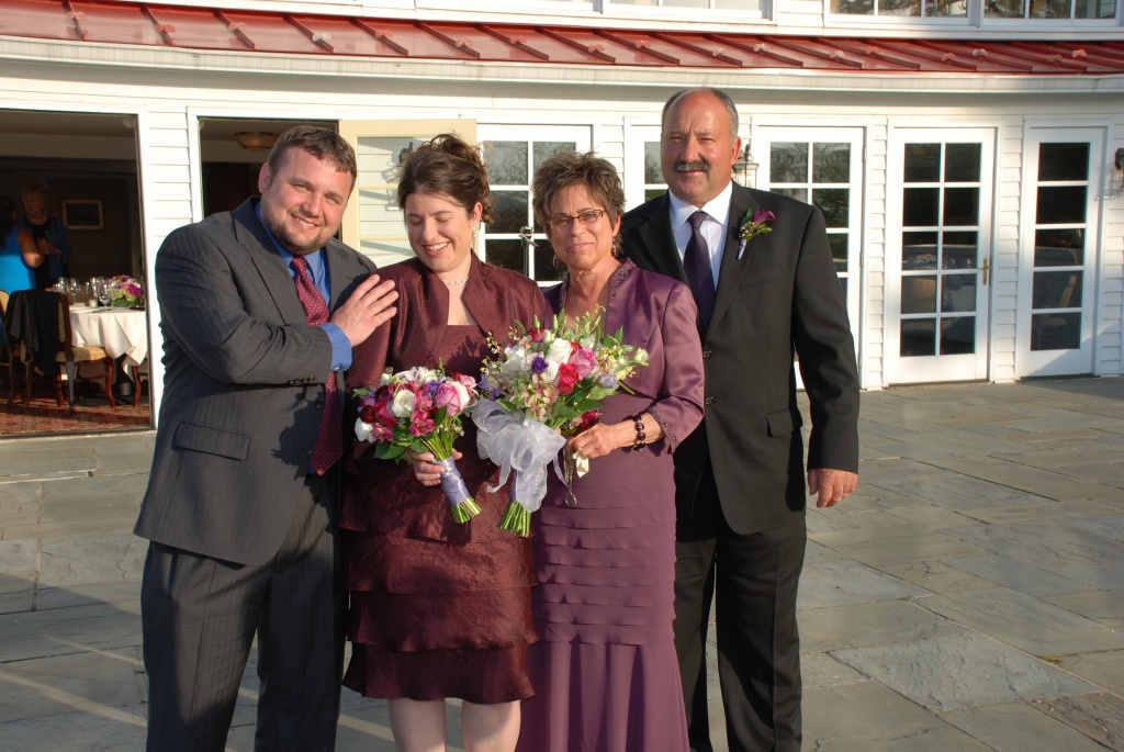 2010/04(April)/Lindsay Andrew Wedding/1024x768_2010-04-23-200 Lindsay-Andrew Wedding.jpg